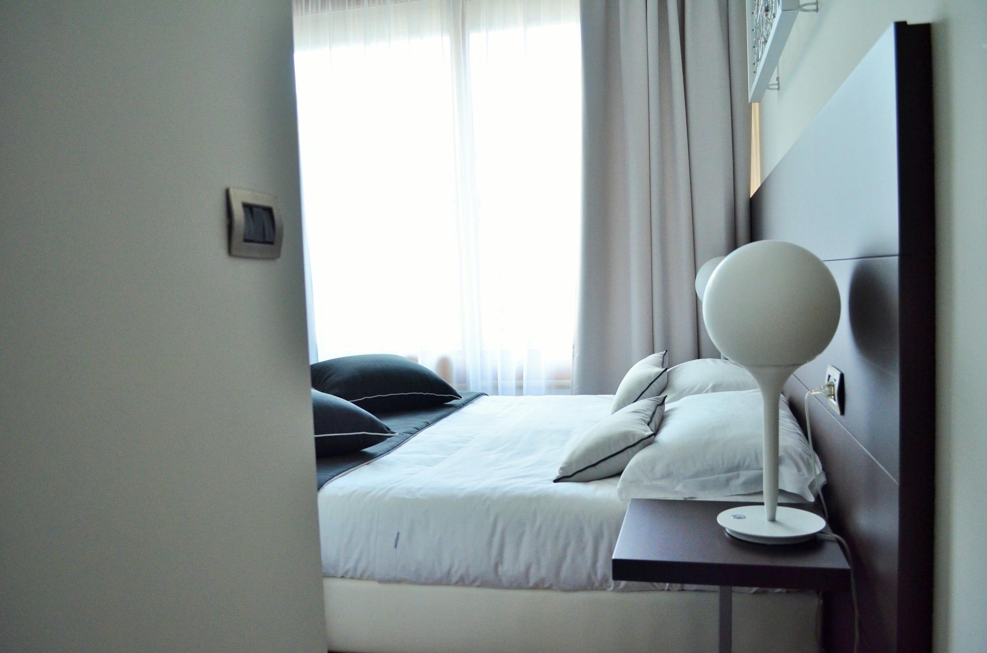 Orologio Living Apartments Turin Exterior foto